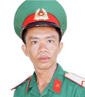 
Chàng trai Lê Văn Linh (26 tuổi) đã tình nguyện lên đường nhập ngũ để thực hiện trách nhiệm đối với quê hương đất nước
