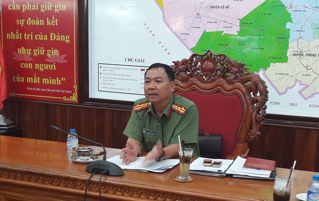 Đại tá Trần Ngọc Hạnh - Giám đốc Công an TP Cần Thơ chủ trì buổi họp báo