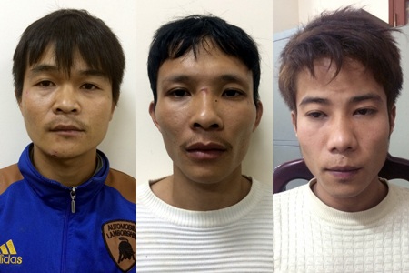 Hà Nội: Đột nhập viện nghiên cứu rau quả, trộm hơn 1,4 triệu cây hoa ly - 1 Ba trong số 4 đối tượng bị cảnh sát bắt giữ.