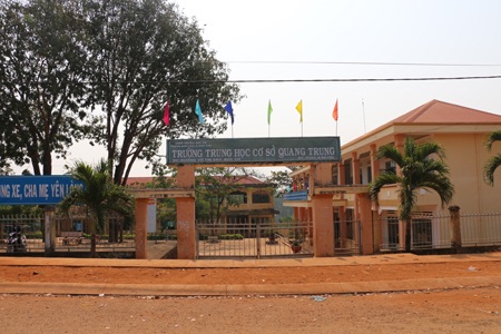 Trường THCS Quang Trung nơi xảy ra vụ việc