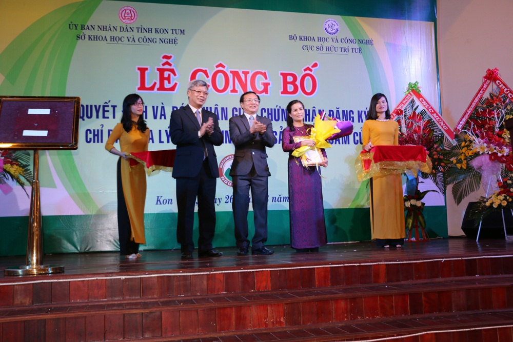 Lễ công bố chỉ dẫn địa lý sâm Ngọc Linh