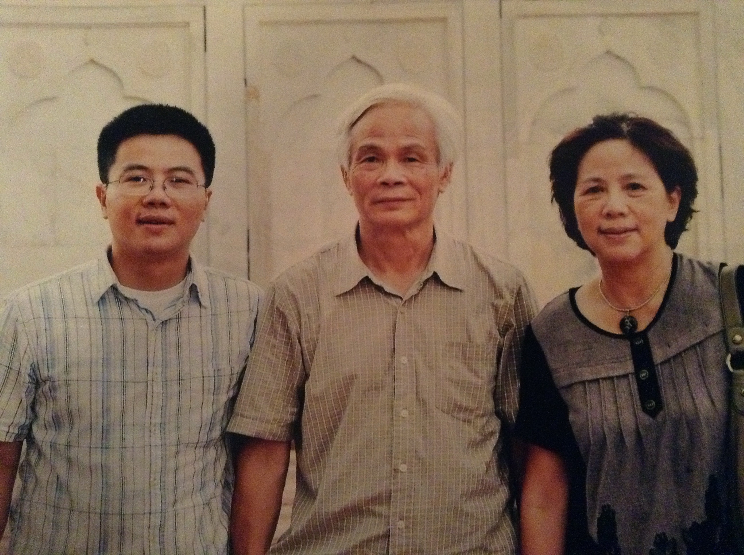 GS Ngô Bảo Châu và chuyện một gia đình “danh gia vọng tộc” - 1 GS Ngô Bảo Châu và phụ mẫu