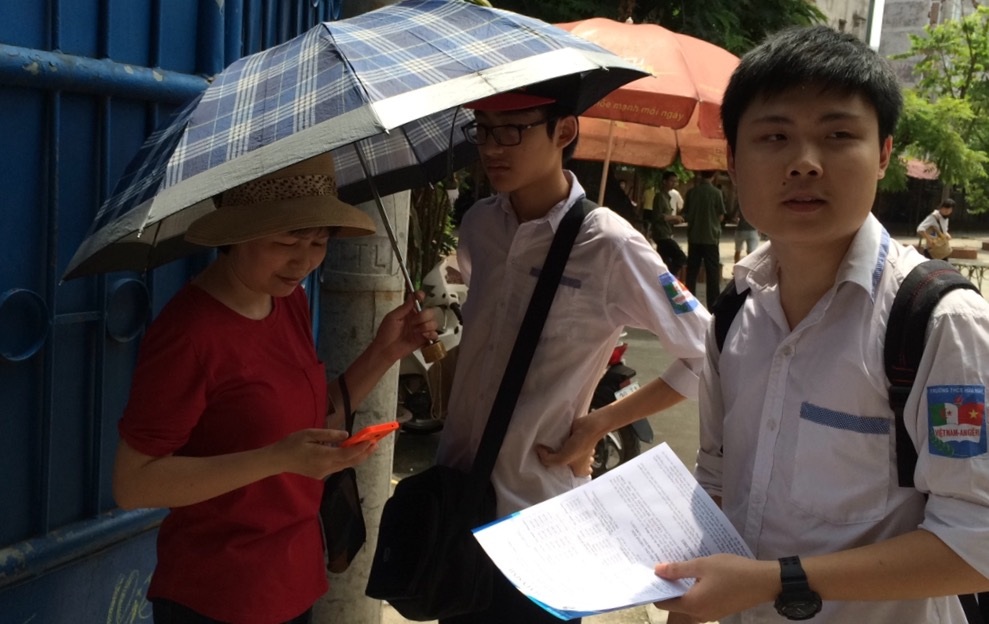 Hà Nội: Hơn 300 thí sinh bỏ thi môn Ngữ Văn - 1 Sáng 8/6, hơn 300 học sinh bỏ thi môn Ngữ Văn