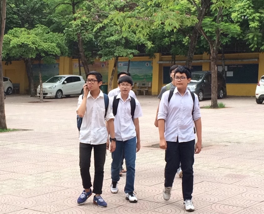 Cách tính điểm xét tuyển vào lớp 10 THPT của Hà Nội - 1 Học sinh được cộng 5 điểm nếu hạnh kiểm tốt, học lực giỏi (ảnh: Mỹ Hà)