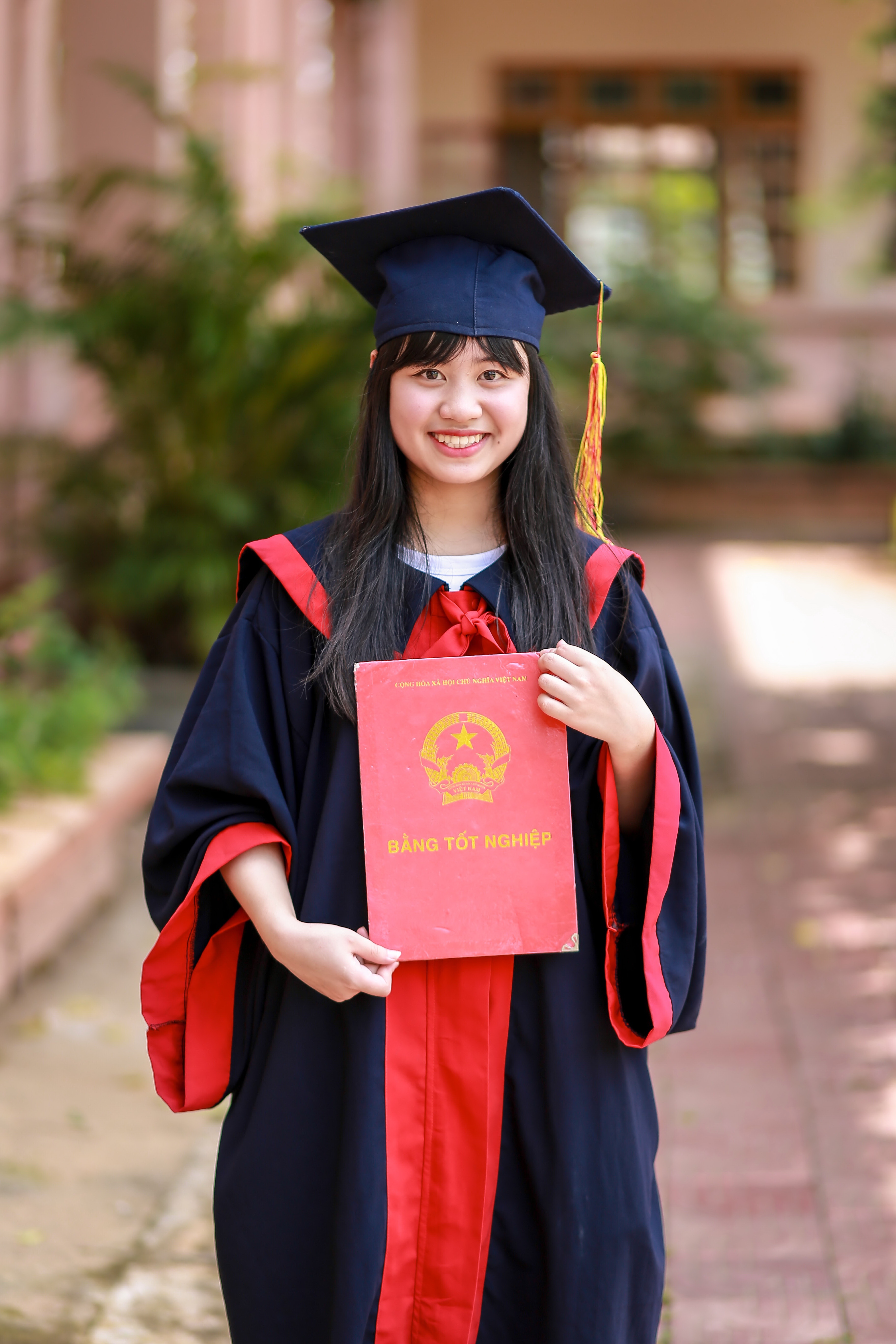 Nữ sinh Lào Cai lọt top 10 điểm thi khối B cao toàn quốc - 1 Theo cô giáo chủ nhiệm, Mai là học sinh có điểm cao nhất lớp chuyên Toán, Trường THPT chuyên Lào Cai