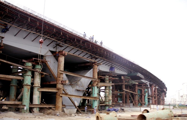 
Tháng 5/2014, dự án xây dựng nút giao trung tâm quận Long Biên được khởi công
