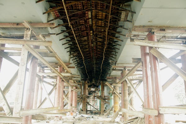 Hà Nội: Hối hả thi công trên cầu vượt 6 làn xe - 7