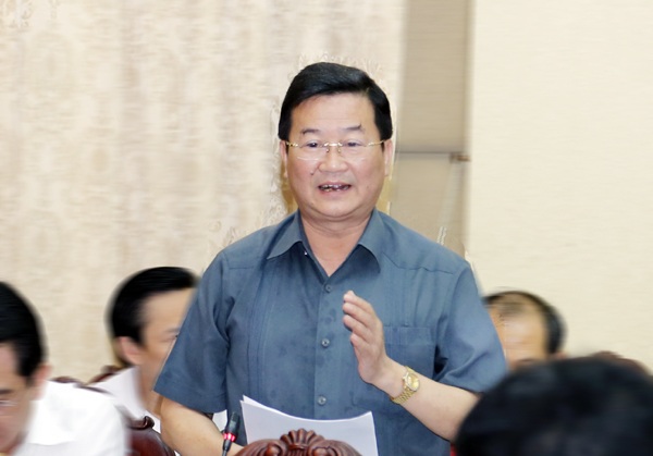 Ông Hoàng Công Khôi - Bí thư Quận ủy Hoàn Kiếm phát biểu tại hội nghị