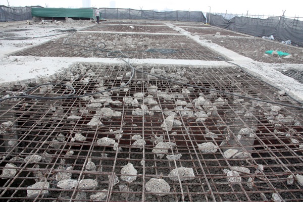 Sau khi lệnh cưỡng chế có hiệu lực, toàn bộ quá trình phá dỡ được UBND phường Điện Biên chỉ đạo...