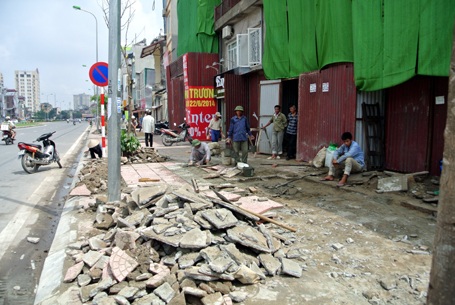 Hà Nội sẽ lát vỉa hè 12 quận bằng đá tự nhiên, có tuổi thọ 70 năm