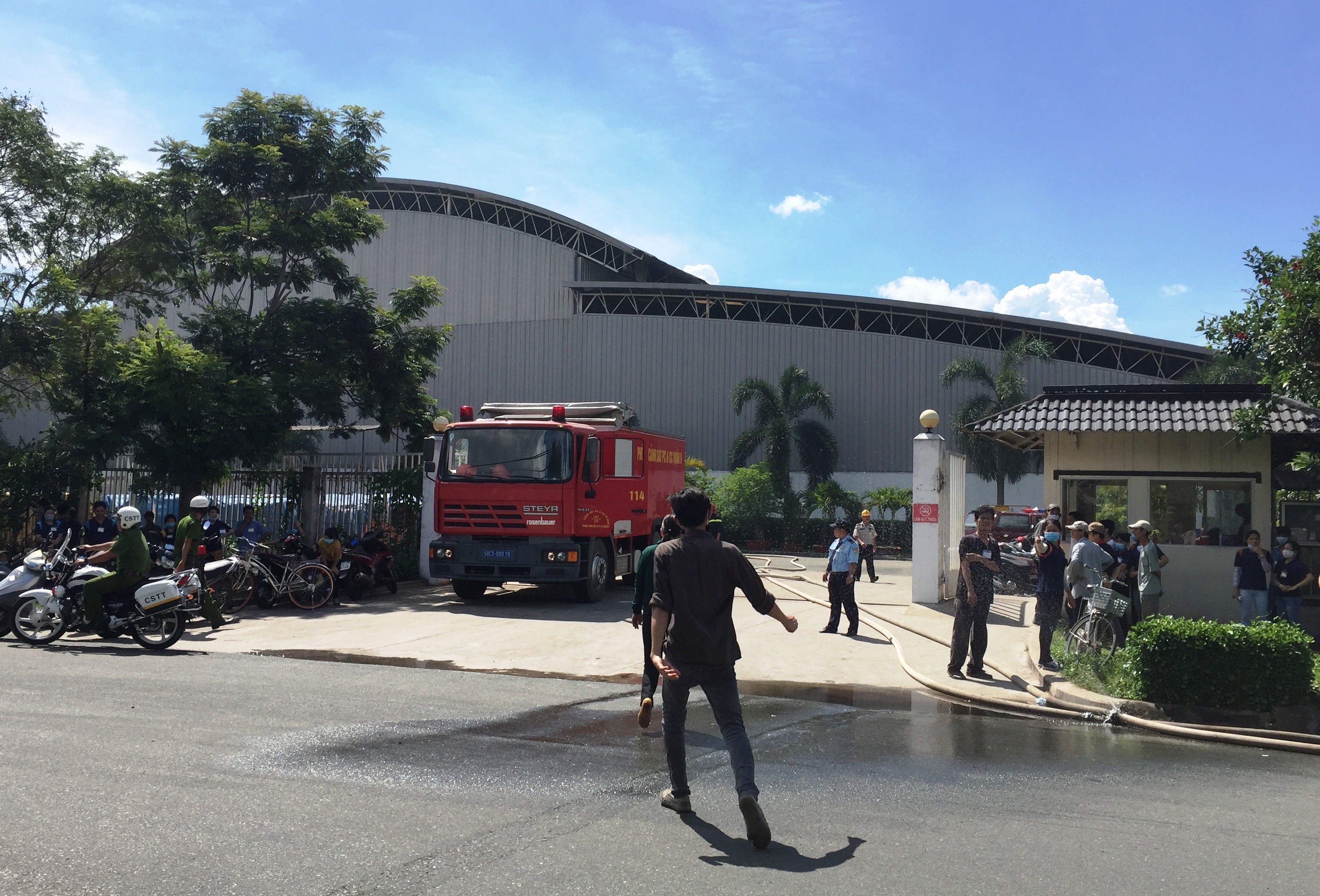 Vụ cháy xảy ra tại công ty gỗ VINAWOOD, KCX Linh Trung 2, quận Thủ Đức, TPHCM