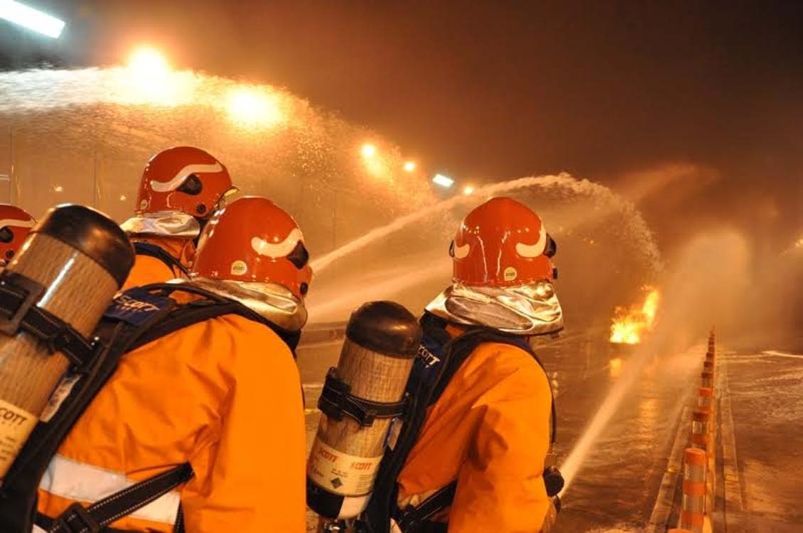 Chuyện gì xảy ra trong 30 phút hầm vượt sông Sài Gòn đóng cửa? - 8