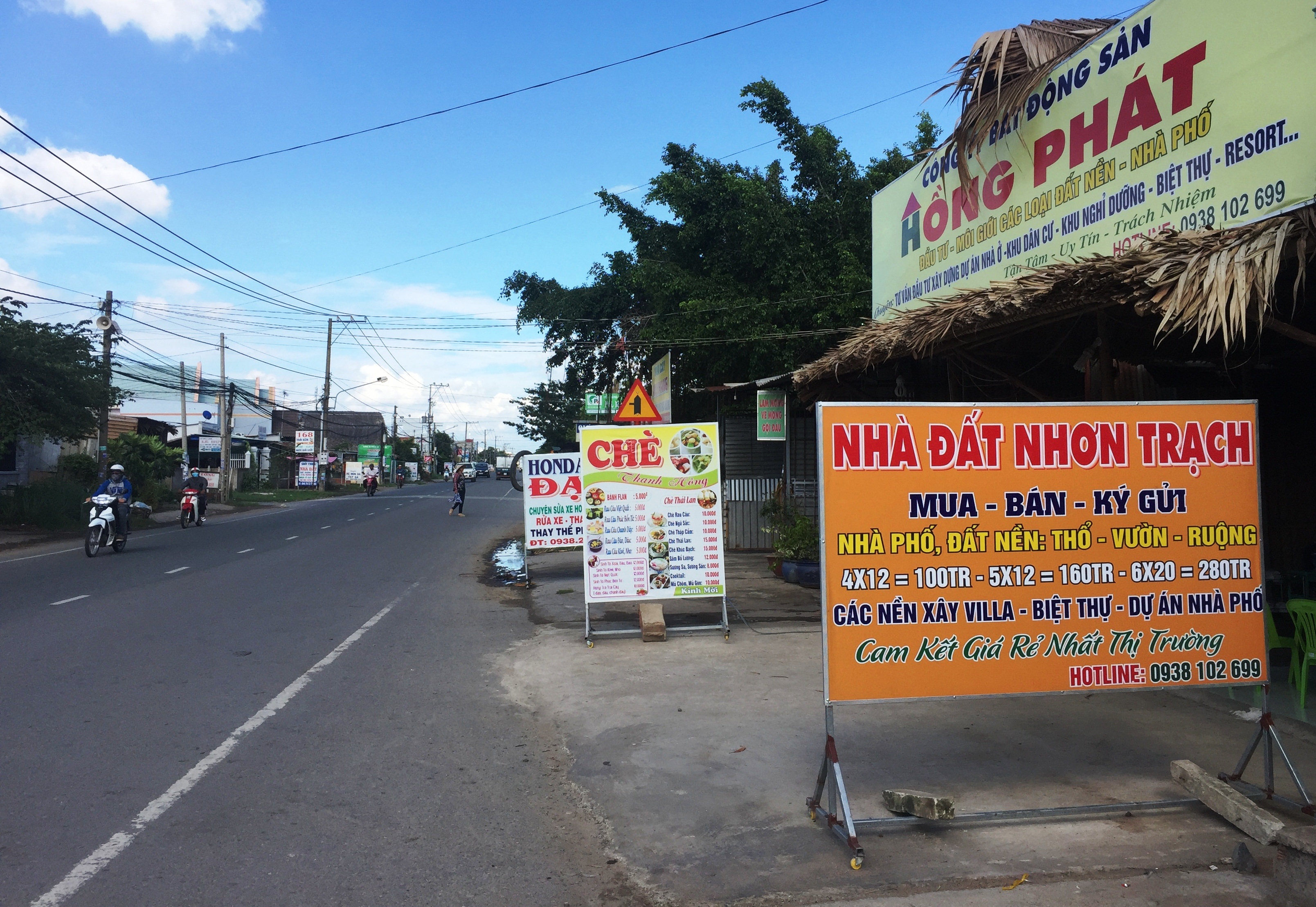 Theo lãnh đạo xã Phú Hữu, thị trường nhà đất ở địa phương và các xã lân cận đã nóng lên theo thông tin sẽ xây cầu thay bến phà Cát Lái.