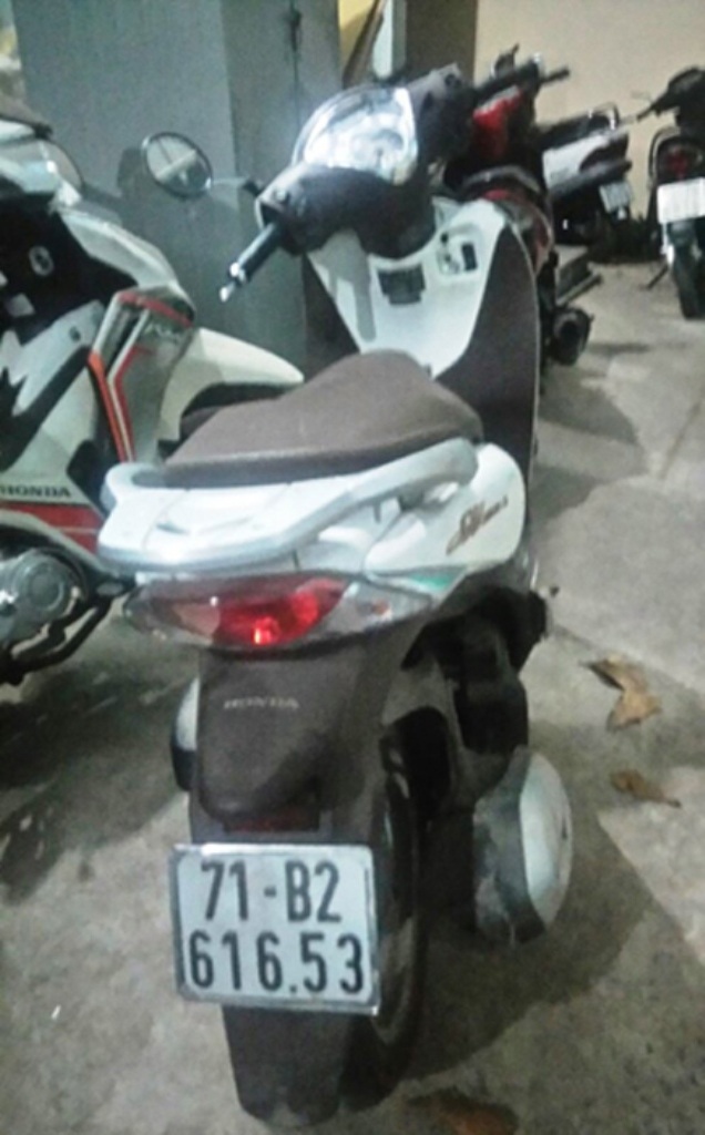 “Thành tích” đáng sợ của kẻ chủ mưu vụ cướp SH trên phố - 2 Chiếc xe tang vật trong vụ cướp