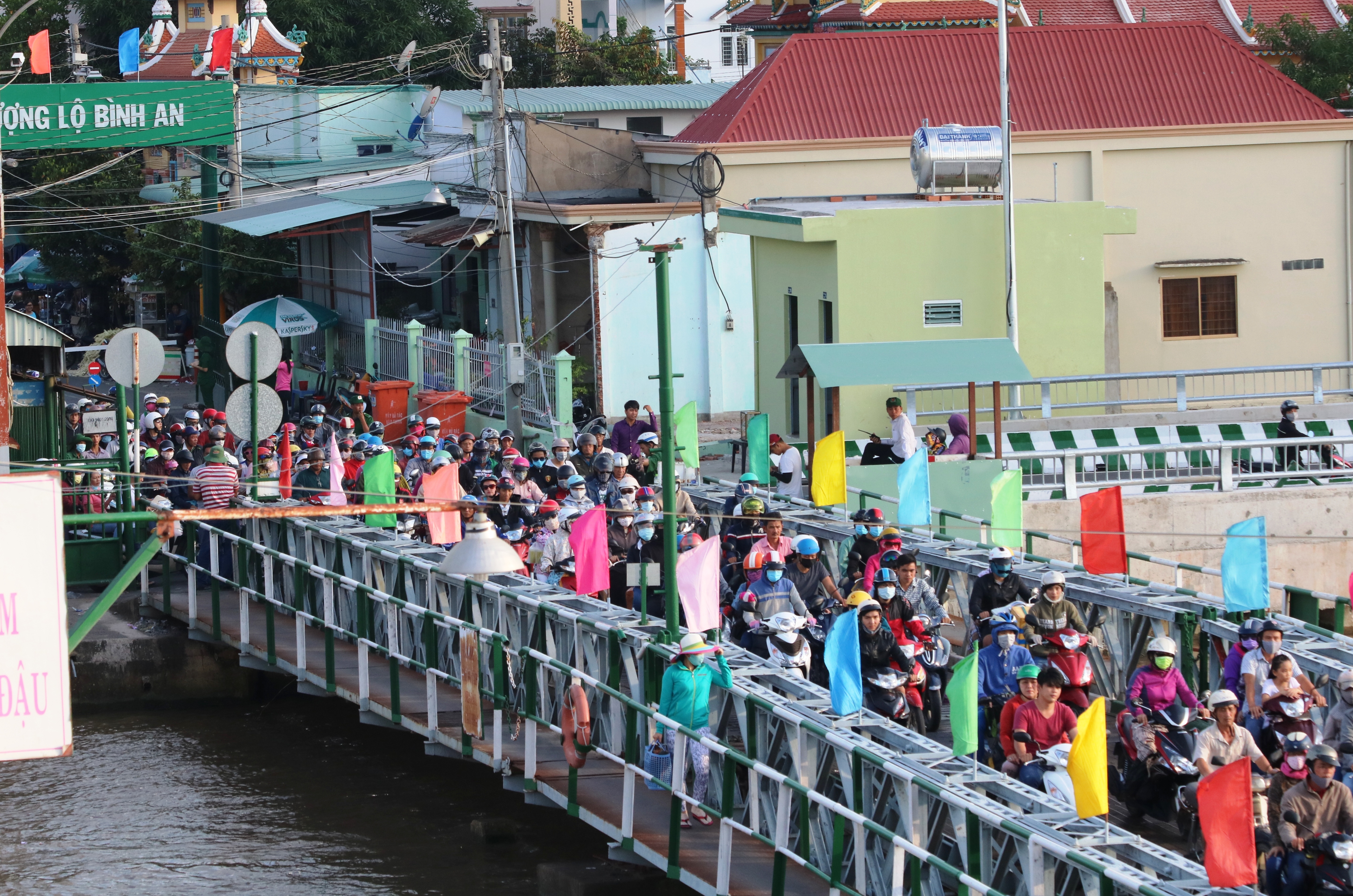 Vượt qua khổ ải...