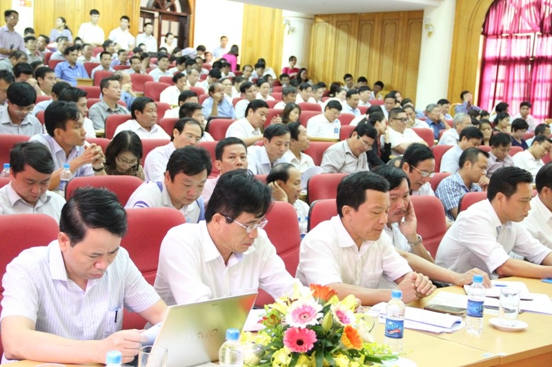 Hơn 200 doanh nghiệp tham dự buổi trao đổi với Chủ tịch UBND tỉnh