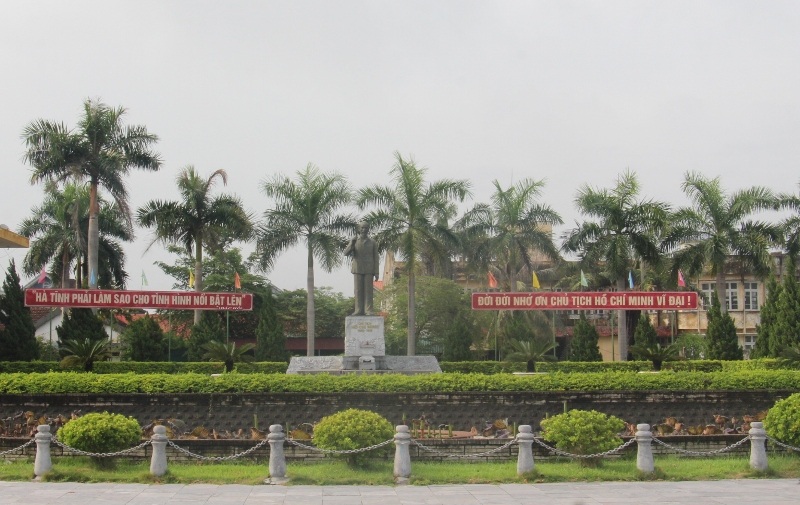 Khu di tích lưu niệm Bác Hồ tại TP Hà Tĩnh