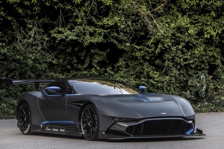 aston-martin-vulcan-10-1441438673348 aston-martin-vulcan-10-1441438673348