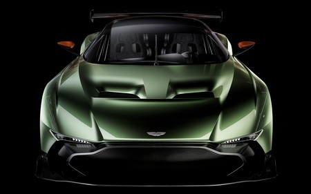 aston-martin-vulcan-12-1441438637659 aston-martin-vulcan-12-1441438637659