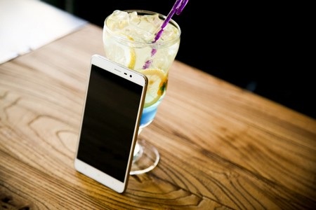 Xiaomi trình làng smartphone cảm biến vân tay đầu tiên Redmi Note 3 - 2 Sản phẩm sở hữu màn hình rộng 5,5-inch