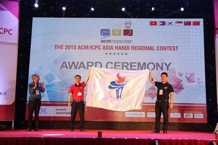 Việt Nam lần đầu tiên gianh chiến thắng cuộc thi Kỳ thi Lập trình sinh viên quốc tế khu vực châu Á