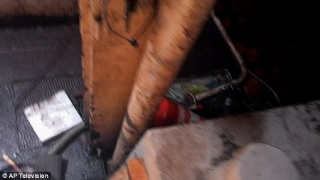 Bí ẩn “con tàu ma” mắc cạn trên bờ biển Liberia - 4 Những hình ảnh lộn xộn bên trong con tàu