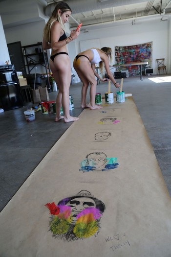 Chị em nhà Kaplan đã thu về 8.000USD nhờ những “tác phẩm nghệ thuật” của mình