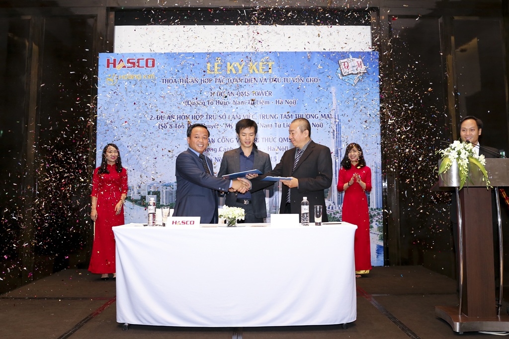 HASCO GROUP và QMS ký kết thỏa thuận hợp tác toàn diện - 3 Đại diện hai bên công ty đã thực hiện việc kí kết hợp tác mang tầm chiến lược lâu dài và bền vững