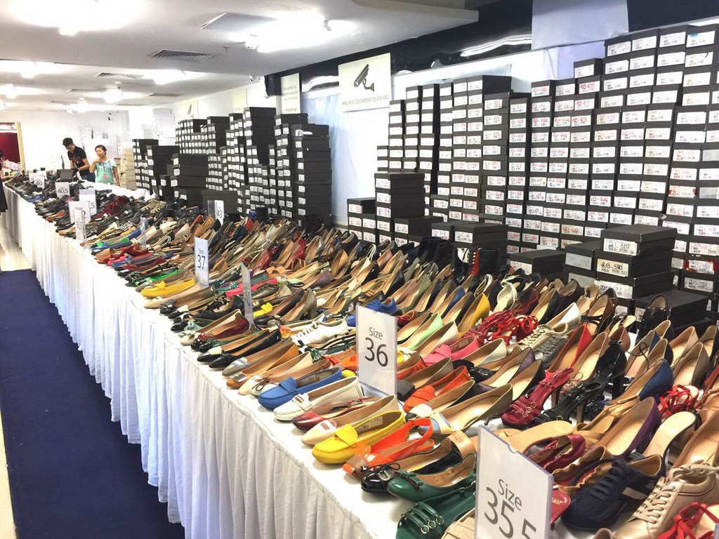 Còn 2 ngày nữa để mua hàng hiệu giảm giá của DAFC Private Sale. - 7 Còn 2 ngày nữa để mua hàng hiệu giảm giá của DAFC Private Sale. - 7