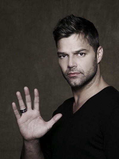 BVLGARI ra mắt mẫu vòng tay “SAVE THE CHILDREN” - 6 Nam ca sĩ Ricky Martin.