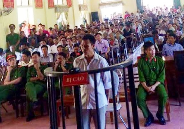 18 năm tù cho kẻ dùng dao nhọn đâm chết bạn nhậu - 1 Hoàng Văn Hưng lĩnh án 18 năm tù vì dùng dao nhọn đâm chết bạn nhậu