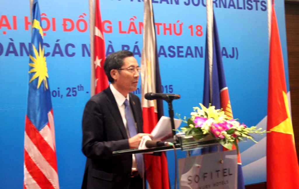 Nhà báo Thuận Hữu được bầu làm Chủ tịch Liên đoàn các nhà báo ASEAN nhiệm kỳ 2015-2017