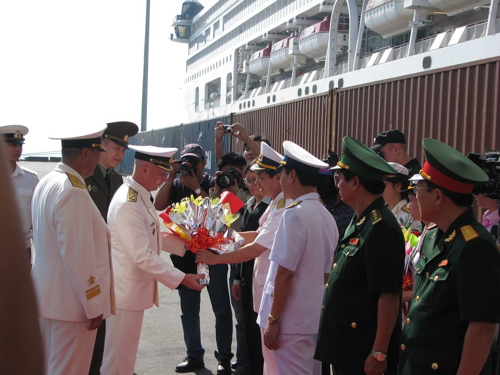 Lễ đón tàu được tổ chức ngay tại cảng Tiên Sa 