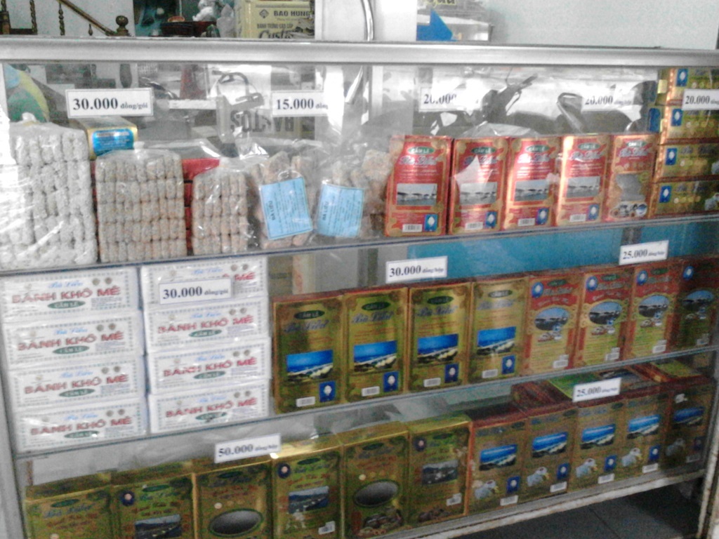 Làng bánh khô mè Cẩm Lệ vào mùa Tết - 5 Được đóng gói đưa ra thị trường