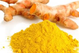 Cần hiểu đúng “công” và “tội” của chất phụ gia thực phẩm - 2 Nghệ, Gấc: hai chất phụ gia thiên nhiên để tạo màu thức ăn