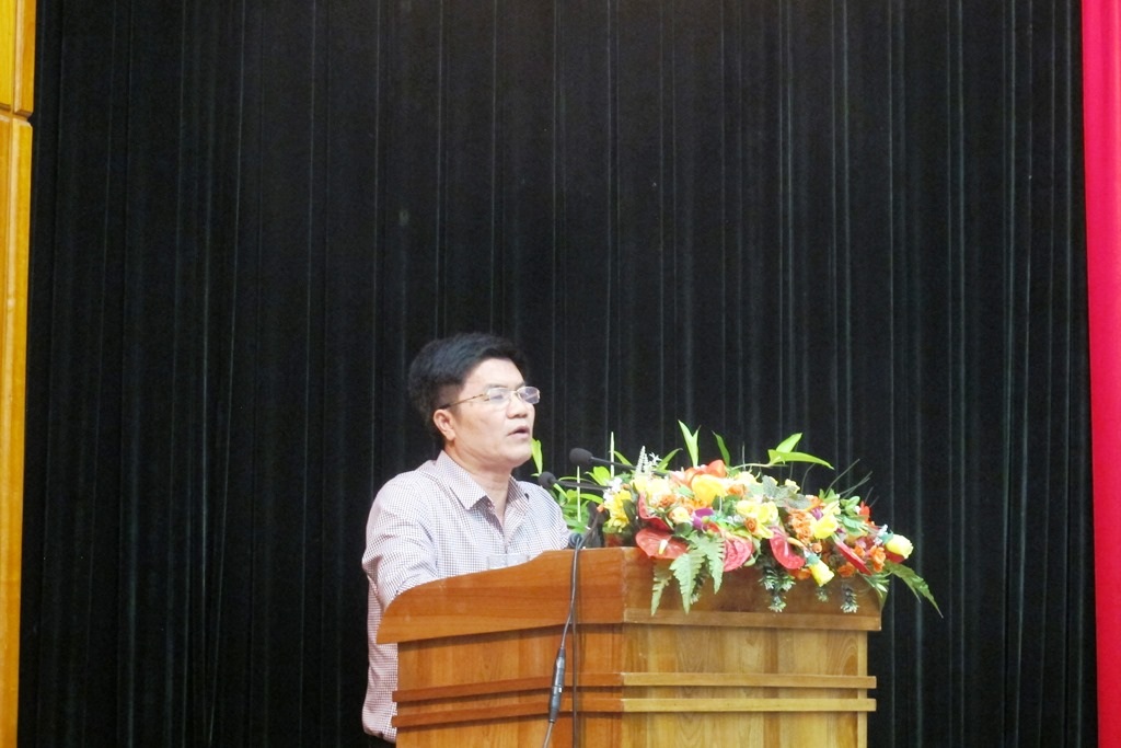 Ông Ngô Quang Vinh – Giám đốc Sở Du lịch Đà Nẵng báo cáo tình hình khách Trung Quốc tại Đà Nẵng