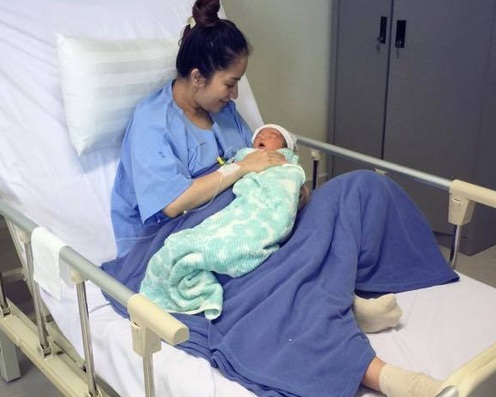 Những sao Việt sinh con muộn - 8 Những sao Việt sinh con muộn - 8