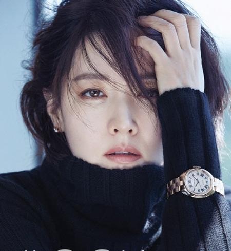 Ngất ngây với bộ ảnh mới tuyệt đẹp của Lee Young Ae - 5 Nàng “Dae Jang-geum” trông khác lạ với mái tóc ngắn