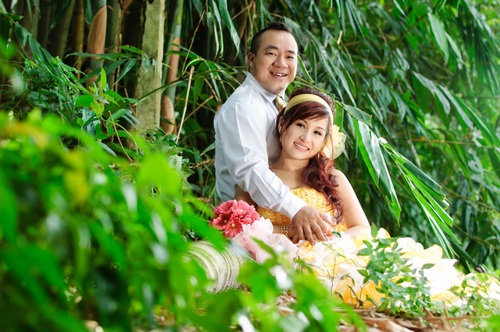 Những cặp đôi “chồng xấu - vợ xinh” của showbiz Việt - 3 Những cặp đôi “chồng xấu - vợ xinh” của showbiz Việt - 3