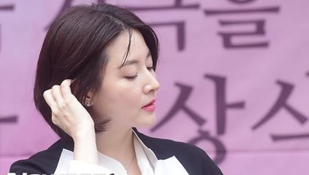 “Nàng Dae Jang Geum” Lee Young Ae thêm một lần được vinh danh - 4 Khó có thể tin nữ diễn viên đã 44 tuổi