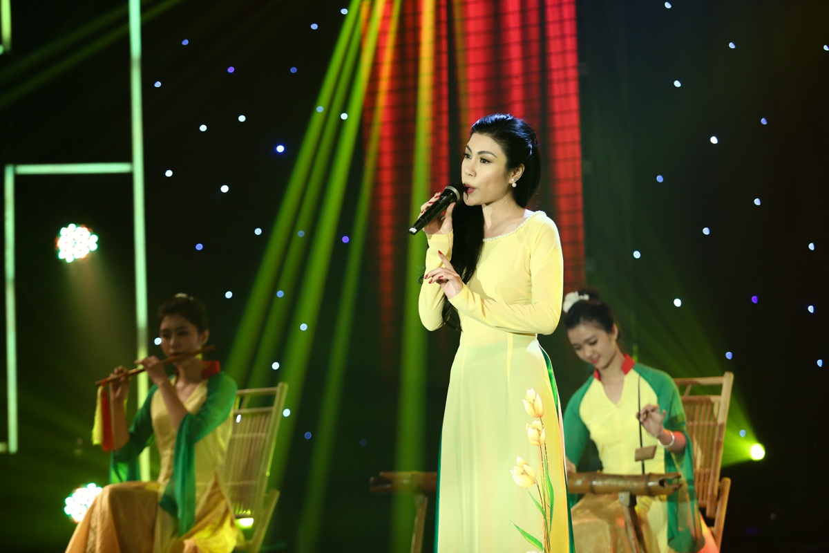 Hồ Ngọc Hà đọ dáng Lưu Hương Giang - 11 Hồ Ngọc Hà đọ dáng Lưu Hương Giang - 11
