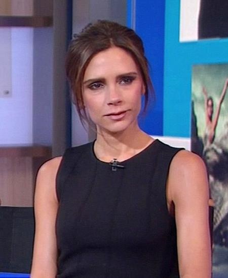 Victoria Beckham xuất hiện buồn bã trên sóng truyền hình - 2 Sắc mặt của Victoria không hề có chút nào tươi sáng