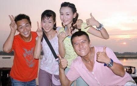 “Hoa đán” TVB từng bị đàn ông cầm dao truy đuổi - 3 Chung Gia Hân hồi đó đang đóng phim tại đại lục