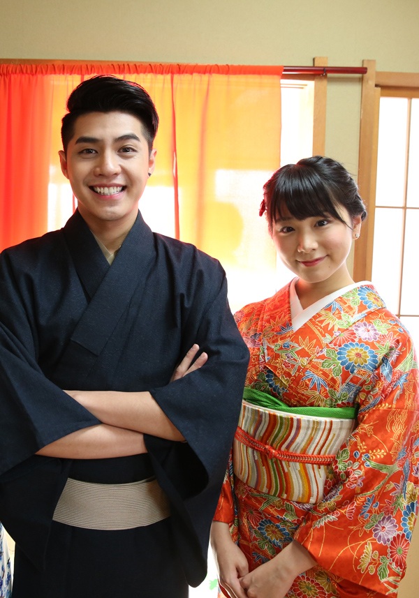 Cô cũng là người bạn đồng hành với anh trong suốt chuyến đi