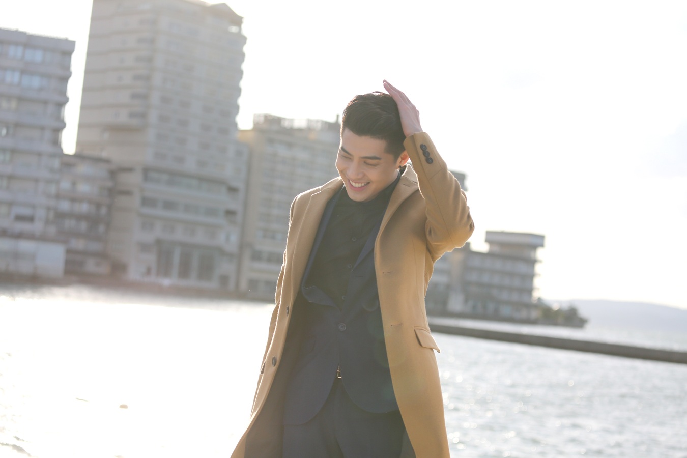 Noo Phước Thịnh lại "hớp hồn" khán giả với MV mừng sinh nhật - 1