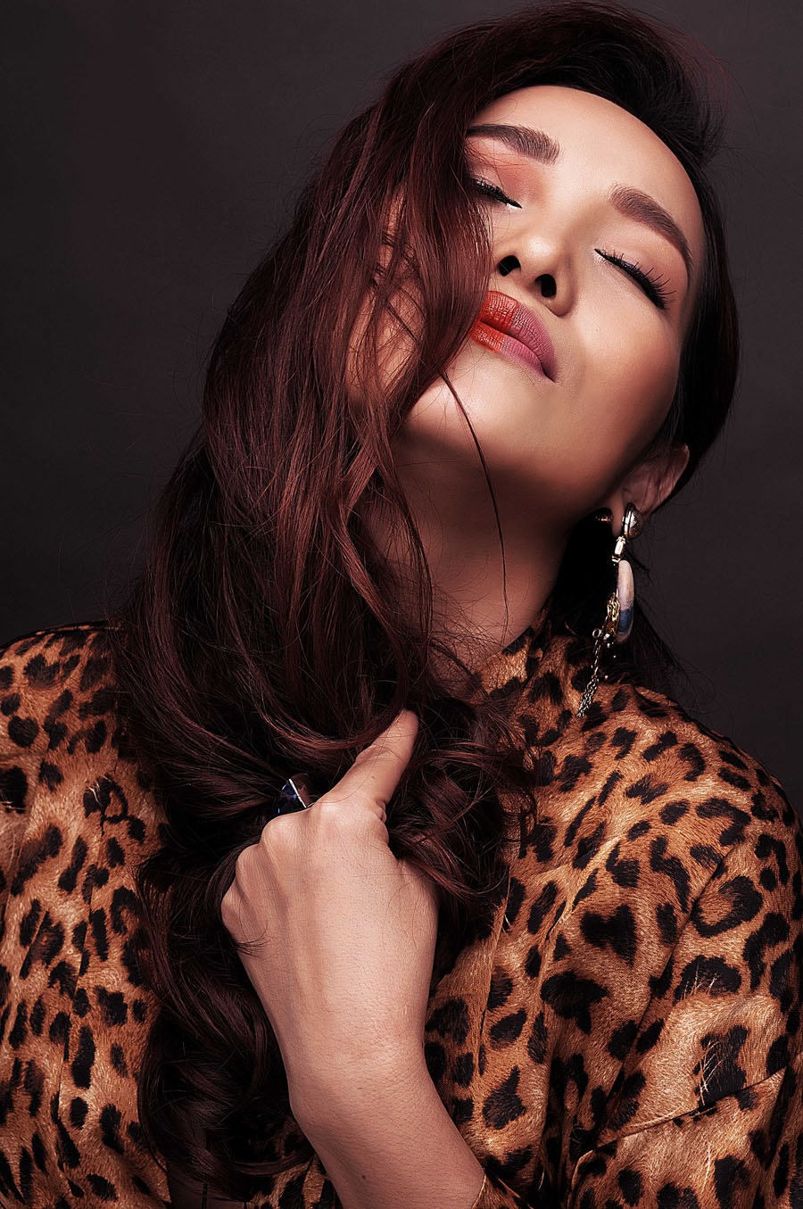 Nhạc sĩ Trương Lê Sơn “cho phép” bà xã Hoàng Lê Vi thành “gái hư” - 4