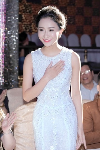Hà Thu “tái xuất” sau thành tích top 17 Hoa hậu liên lục địa 2015 - 5 Hà Thu “tái xuất” sau thành tích top 17 Hoa hậu liên lục địa 2015 - 5