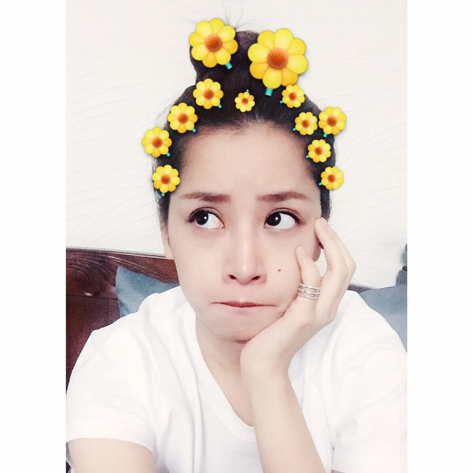 Những sao Việt mặt mộc vẫn xinh lung linh - 15 Chi Pu có làn da trắng trẻo và căng mọng