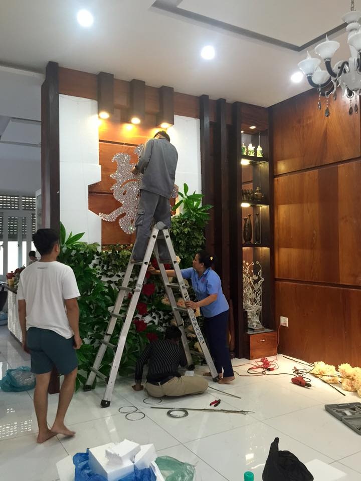 Vân Trang và cả gia đình chuẩn bị cho lễ cưới cầu kỳ - 12 Có thể thấy sự chuẩn bị rất tích cực của gia đình Vân Trang