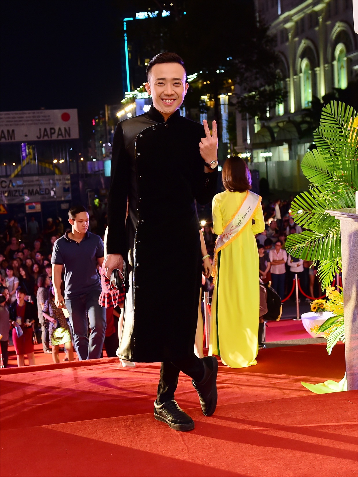 Top 10 sao Việt mặc đẹp tuần qua - 5